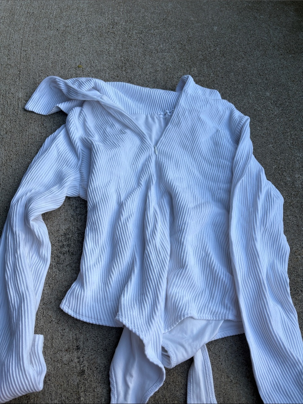 Good American White Ribbed Long-Sleeve Bodysuit